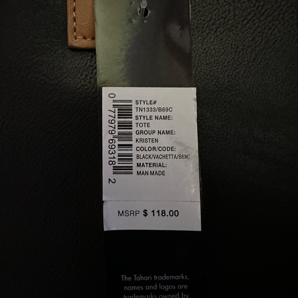NWT Tahari Tote with Lip Care Set - Picture 10 of 12